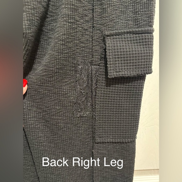 POL Black Waffle Knit Cargo Pocket Joggers with Lace Patches Size Small EUC - Picture 11 of 11